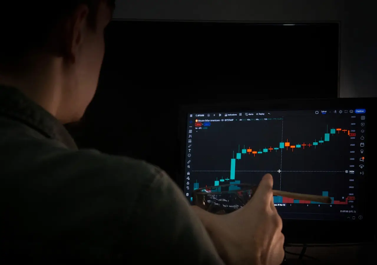 Jim Cramer warns investors not to get fooled by the latest AI stock rally